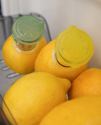 YZC Lemon Squeezer – 2-Pack Lemon-Juicer – BPA-Free Plastic Lime Juicer– Compact Juice Extractor Citrus Press with Lid – Squeeze Lime for Cocktails, Drinks