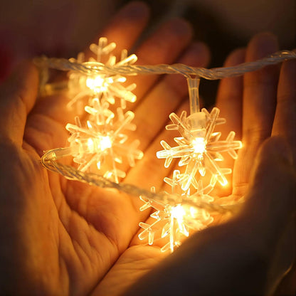 Christmas Snowflake String Lights, 20 FT 40 LED Warm White Battery Operated Fairy Lights with Remote Timer - Bedroom Room Indoor Xmas Tree Decorations
